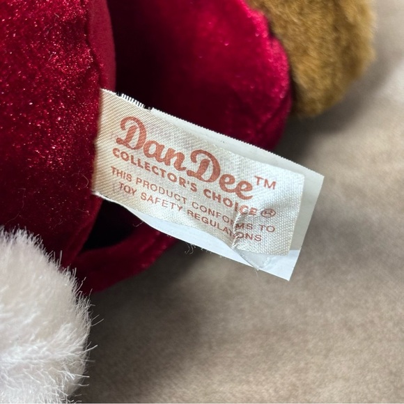 2005 SNOWFLAKE FRIENDS
Teddy Bear Tan Brown Red Santa Suit Plush - Picture 4 of 4